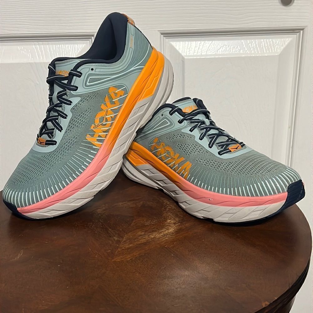 🔥🔥 HOKA ONE ONE Bondi 7 Women's 10.5D Cushioned Running Shoes - PERFECT